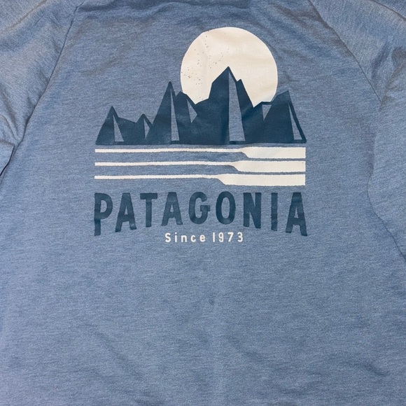 Patagonia Blue Graphic Sweatshirt - Picture 6 of 7